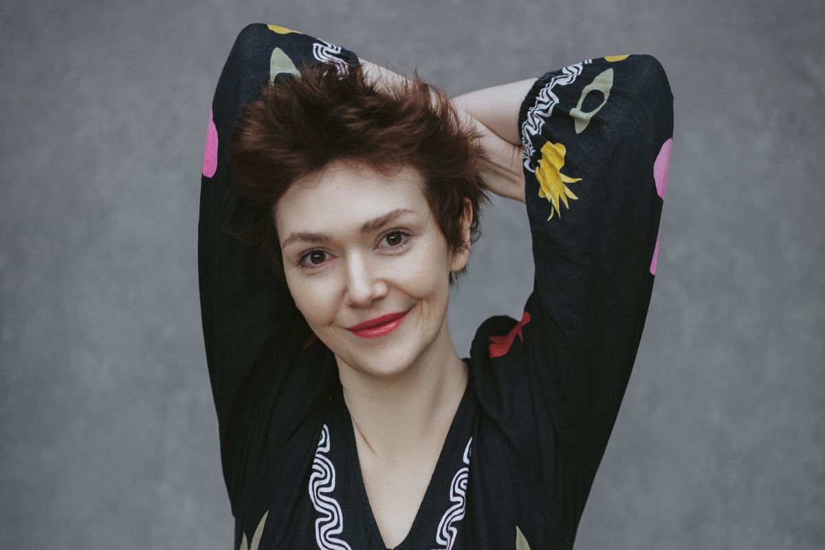 Elf Lyons